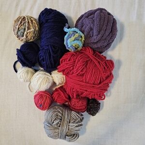 Mixed Lot 14 Skeins & Balls Scrap Bulky & Super Bulky Yarn Almost 2 lbs.